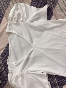 White Puff Sleeve Top -with Tag, Never Wore