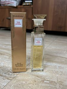 Elizabeth Arden 5th Avenue Perfume