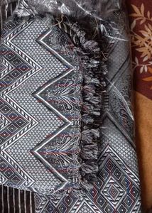 Silver Patterned bedsheet