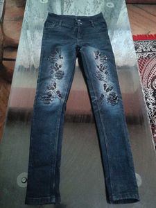 Embellished High-Waisted Jeans