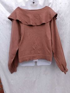 Ruffled Collar Knit Cardigan