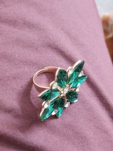 Emerald Green Flower Brooch