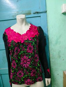 Beutiful Multicolour Top