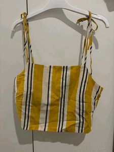 Stradivarius Spaghetti crop top (tie up)