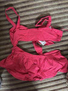 Pink cut-out Top