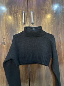 Black Cropped Turtleneck Sweater