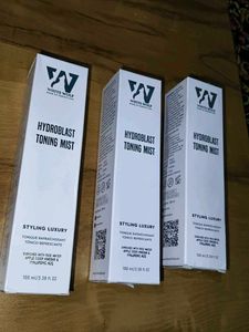 White Wolf Hydroblast Toning Mist