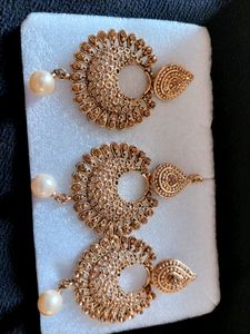 Earrings And Maangtika Set