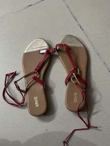 flat sandle