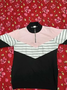 full sleeves women black sweatshirt