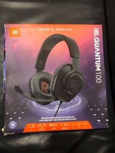 JBL Quantum 100 Headphones