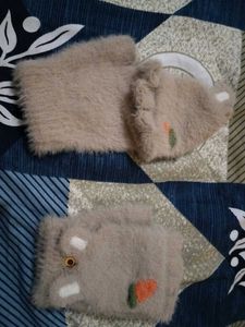 Cute Plush Mittens