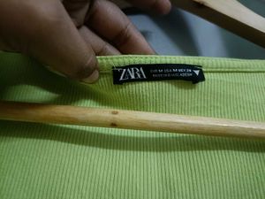 Zara Basic Top 💚