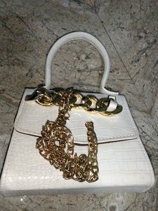 White Leather Hand Bag.                           Price Drop❗