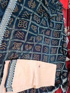 Bandhani saree with blouse