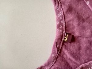 Wimen&#39;s Purple Kurtas