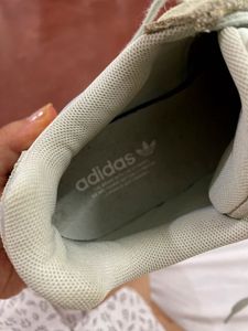 Adidas Originals Falcon Sneaker