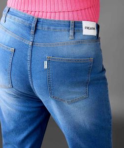 Stylish Split Hem Jeans