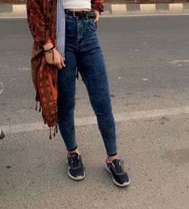 High Waisted Jeans