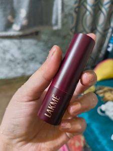 Lakme Lipstick UN1 Nude Muse