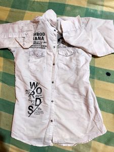 Graphic Print Button-Down Shirt