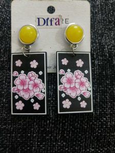 Cute Floral Drop Earrings