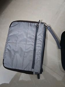 Gear Toiletry Bag And Tablet Pouch