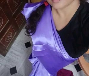 Satin Silk Purple Saree With Black Blouse Piece