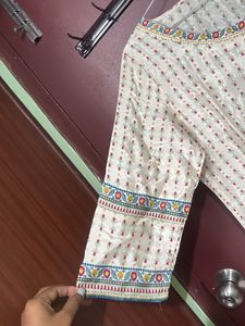 Price Drop W Elegant Festive Printed Kurti