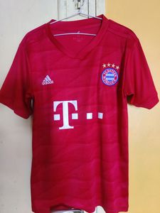 CLUBS AND COUNTRY JERSEYS