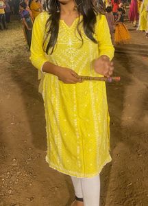 Beautiful Yellow Cotton Kurti 💛