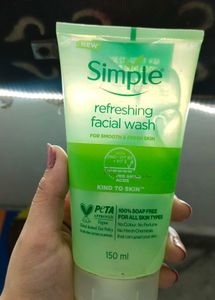 Simple Refreshing Facial Wash