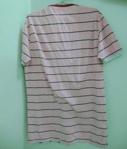 MEN V SHAPE MULTICOLOR TSHIRT