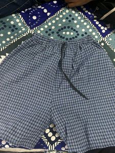 Stylish Checkered Shorts Combo