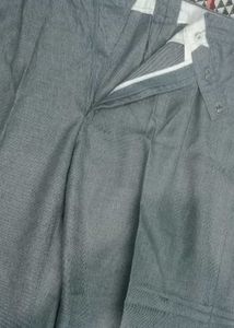 Stitched men&#39;s pants
