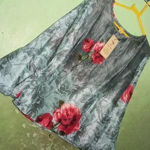 girl top   floral printed design  new top