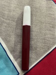 Neckline Lip Walk Lipstick
