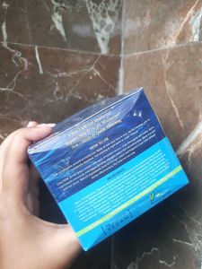 Aqualogica 5 Barrier+ Hydra Gel Moisturizer