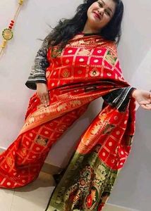 Pink &amp; Green Banarasi Silk Saree