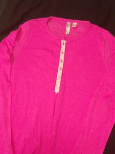 Cute pink Tshirt