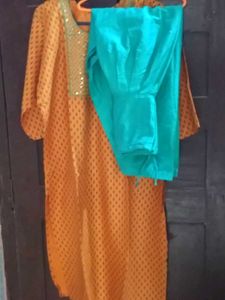 Combo-Stylish Women's 2-KurtasWithGreenSalwar