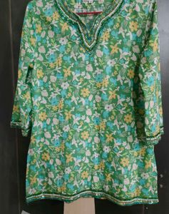 Beautiful Printed Short Kurti