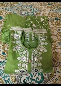 Elegant Green Embroidered Kurta Set