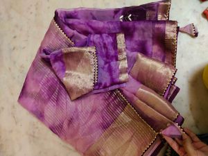 unique saree with blouse just wear an look gorgeou
