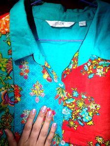 Crop Shirt Multicolour With Dominant Prints