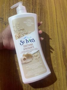 St Ives Soothing Body Lotion 600 mL