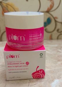 Plum Dew-in-Fight Gel Cream