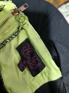 I. BLACK AND NEON GREEN CUTE TOP