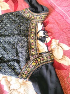 Embroidered Grey Nayra Plazzo