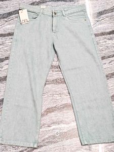 Light Wash Straight Leg Jeans